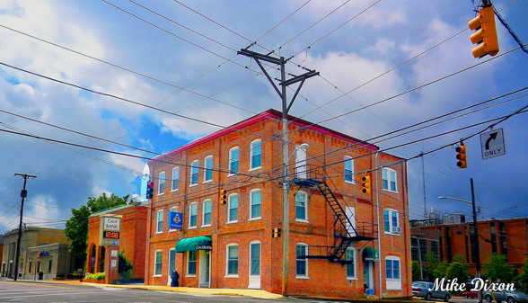Bilpin building elkton